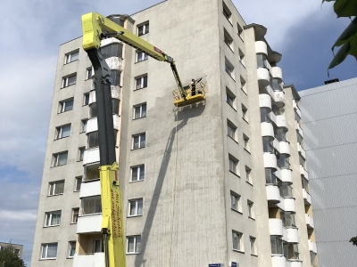 Fassaadipesu ja värvimine